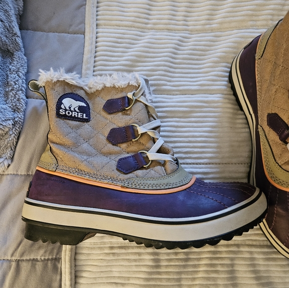 Sorel Women's Winter Snow Boots in  Tan W Purple&coral with Faux Fur Trim 8.5 - Picture 3 of 9